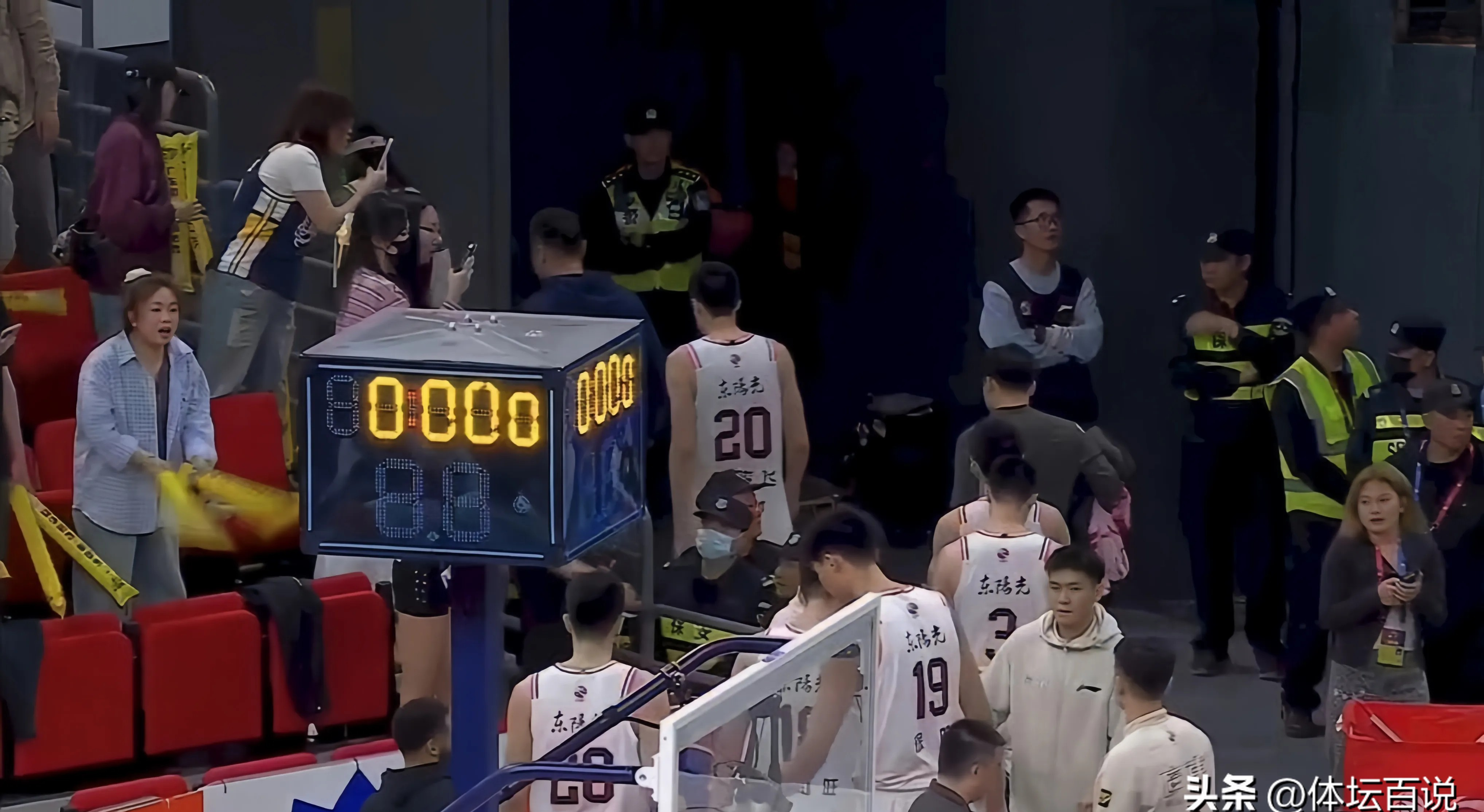 98直播吧篮球直播_(98篮球网直播吧jrs) 第1张 98直播吧篮球直播_(98篮球网直播吧jrs) 第1张