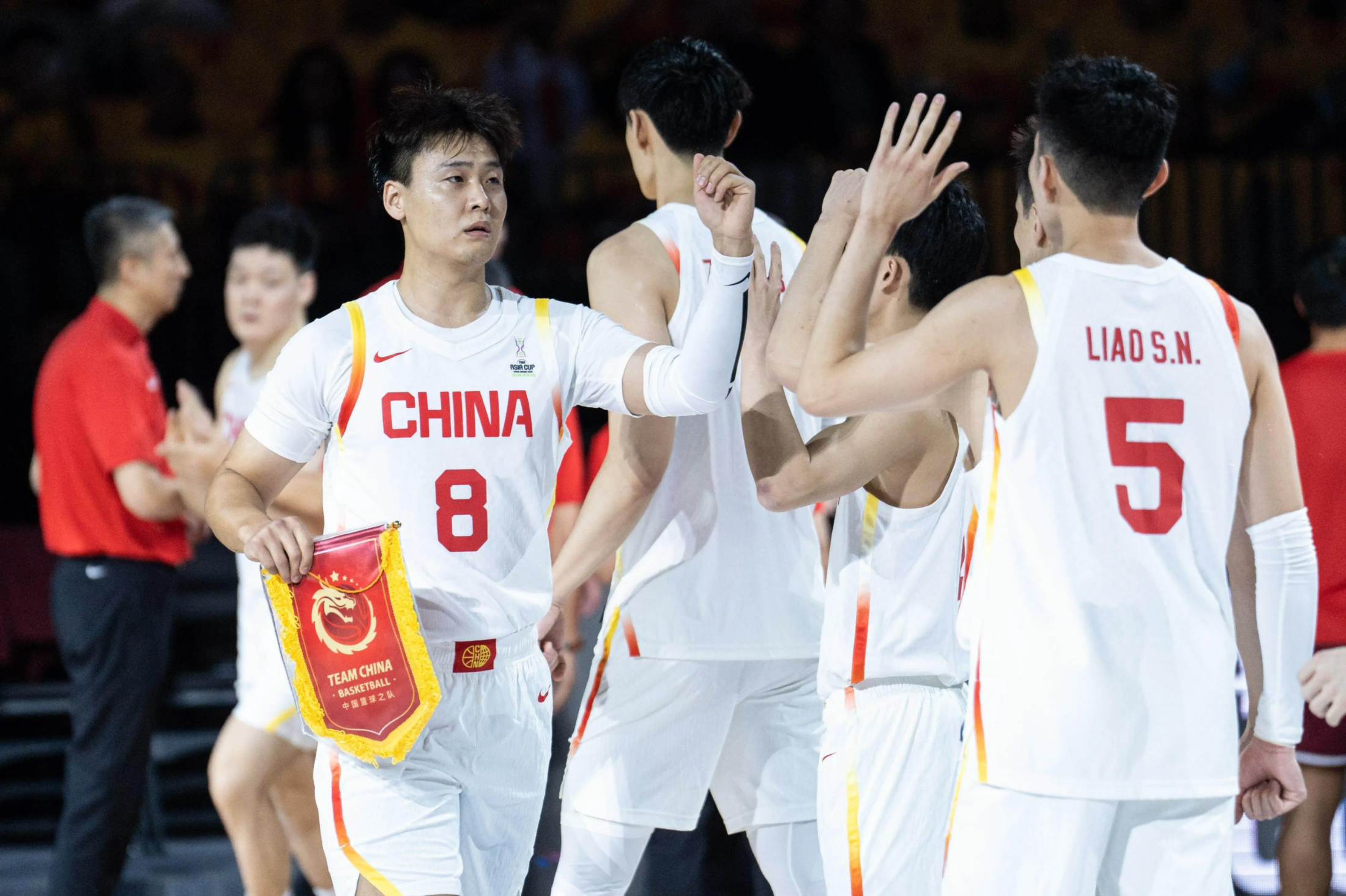 中韩争夺男篮亚洲杯4强前瞻时隔10年能否重返 第1张 中韩争夺男篮亚洲杯4强前瞻时隔10年能否重返 第1张