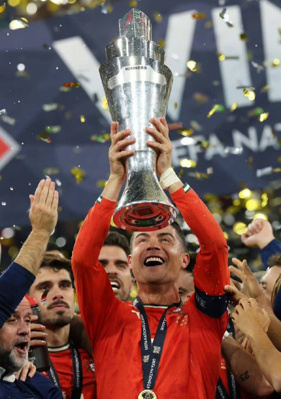 包含葡萄牙再夺欧国联冠军C罗破门+伤退点球击败西班牙的词条 第1张 包含葡萄牙再夺欧国联冠军C罗破门+伤退点球击败西班牙的词条 第1张