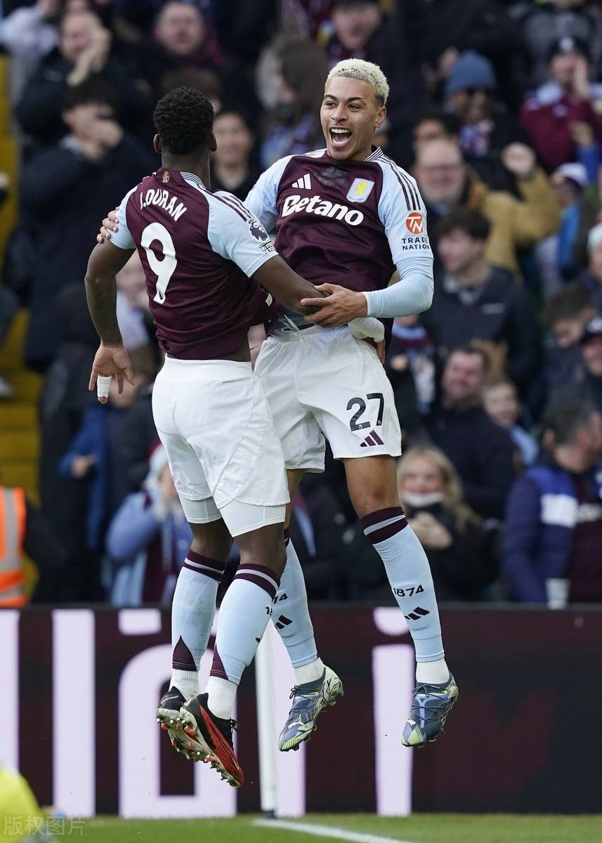 纽卡有意维拉中场拉姆齐球员倾向加盟喜鹊军团的简单介绍  第2张