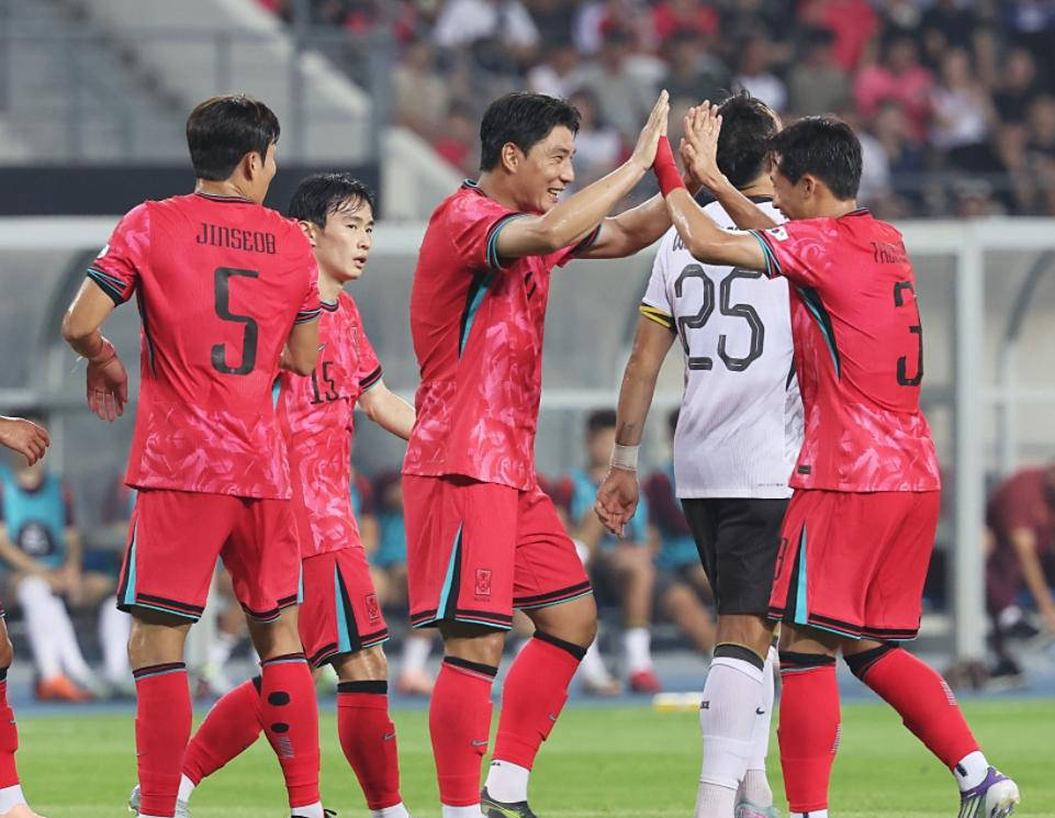 韩媒：韩国足球全面落后日本韩国东亚杯不敌日本的简单介绍  第2张