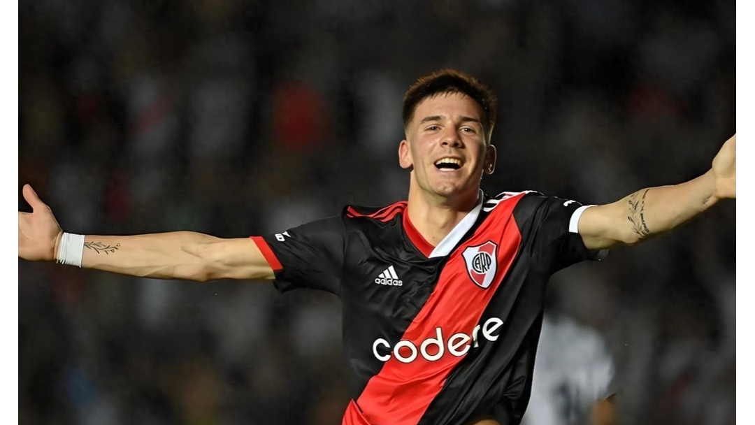 河床高层：卖马斯坦托诺有点亏了阿根廷中场今夏转会皇马的简单介绍  第1张