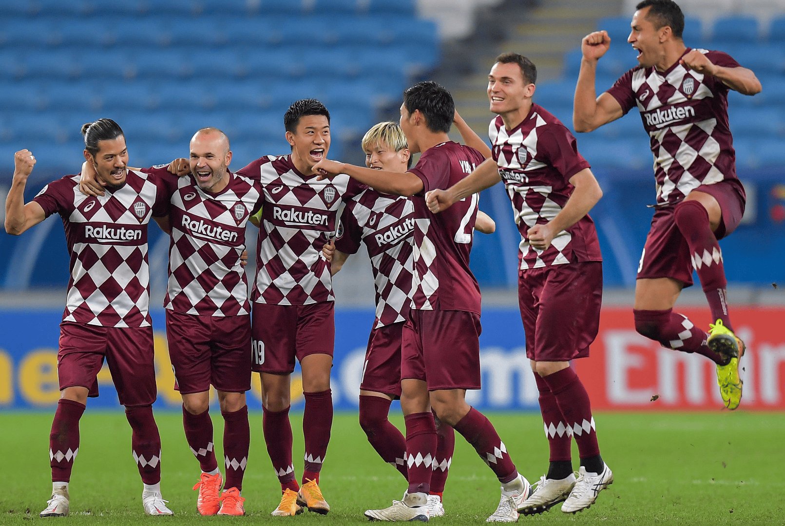 关于日职联鹿岛鹿角vs福冈黄蜂预测分析主队势头正胜力争冠军的信息