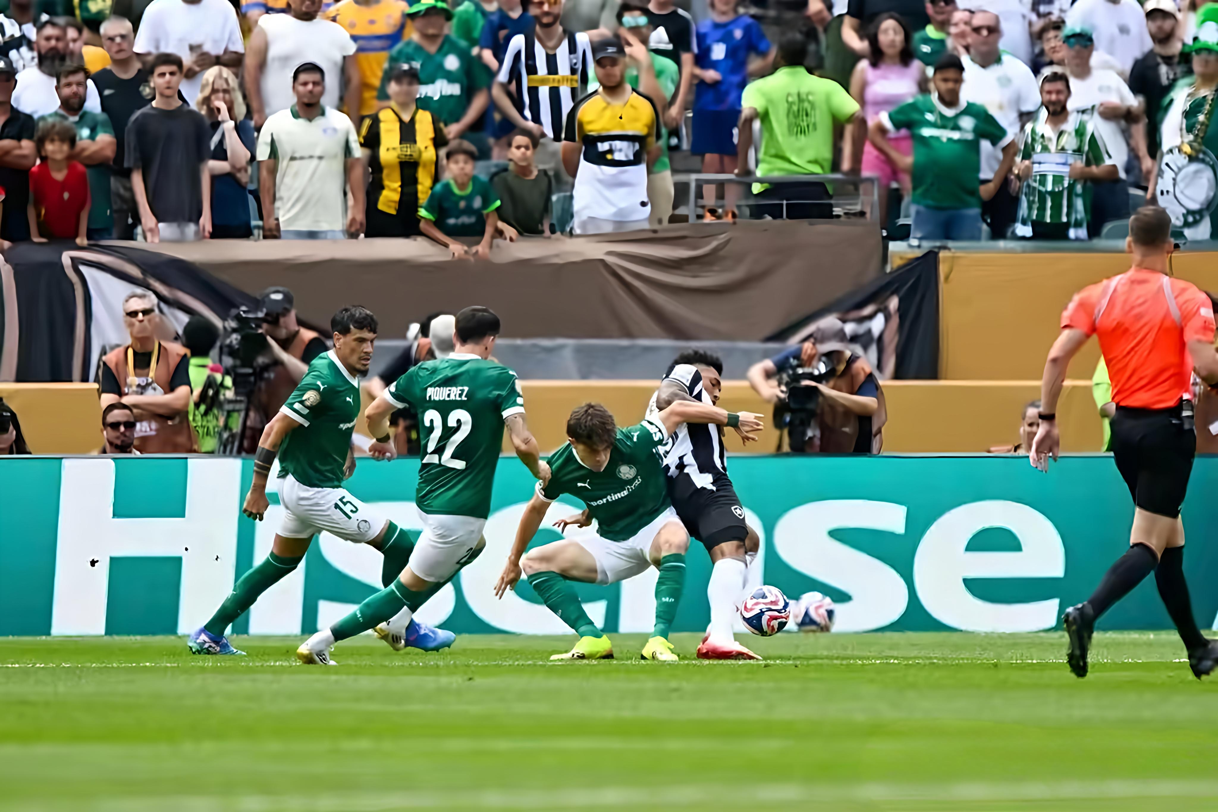 关于世俱杯最新赛况:十人皇马3-1帕丘卡皇马迎来首胜的信息 第1张 关于世俱杯最新赛况:十人皇马3-1帕丘卡皇马迎来首胜的信息 第1张