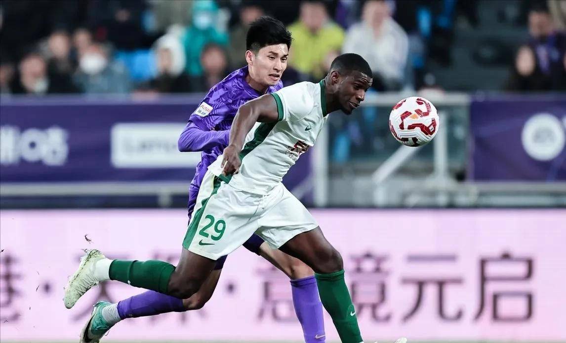 于根伟表扬多名球员在京津德比表现的简单介绍  第2张