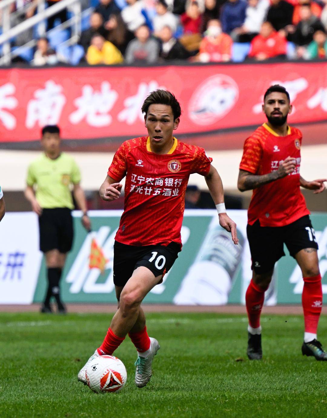 辽宁铁人队:中甲第一强阵名副其实提前冲超成功的简单介绍 第1张 辽宁铁人队:中甲第一强阵名副其实提前冲超成功的简单介绍 第1张