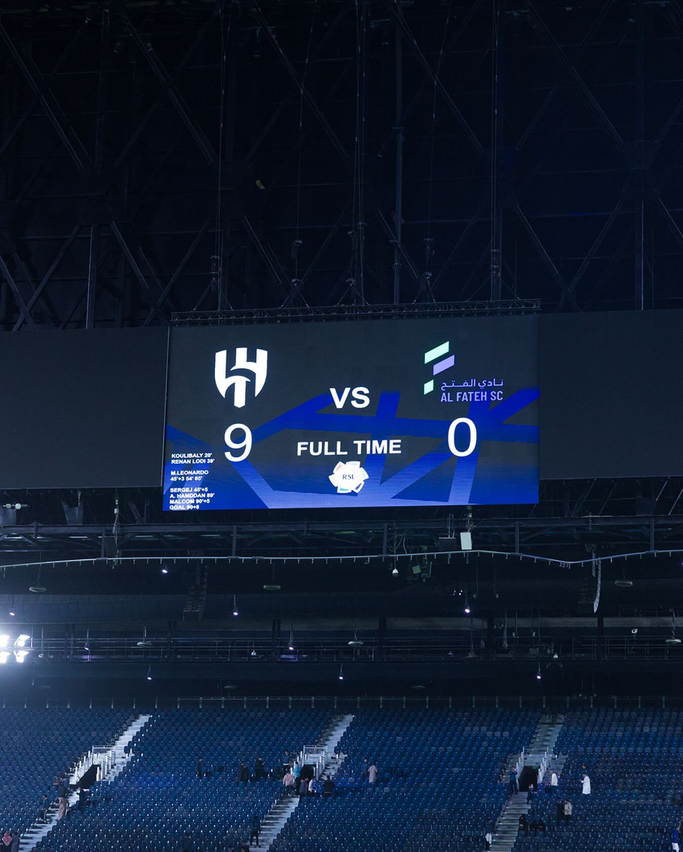 包含沙特联：阿赫杜德VS利雅得青年的词条  第1张