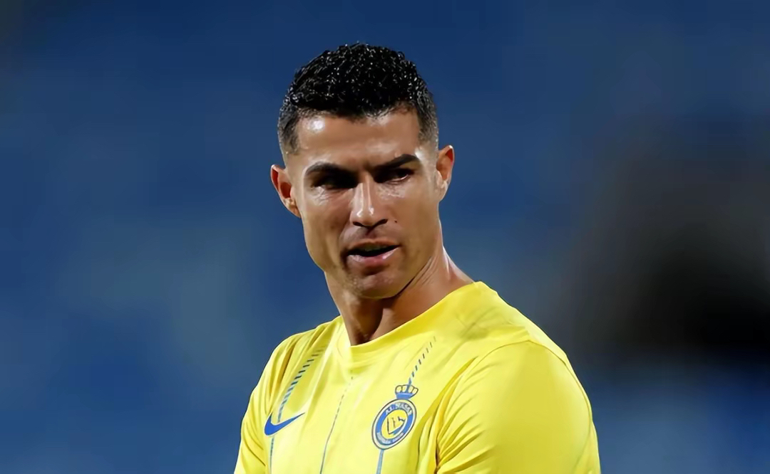 关于曝C罗希望B费能加盟利雅得胜利亲自出面说服的信息 第1张 关于曝C罗希望B费能加盟利雅得胜利亲自出面说服的信息 第1张