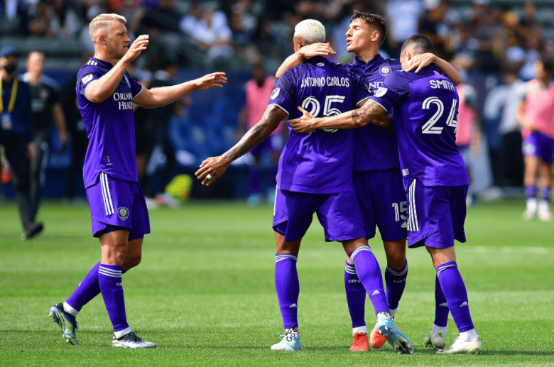 关于美职联新英格兰革命vs奥兰多城前瞻分析双方为季后赛席位抢占先机的信息  第2张