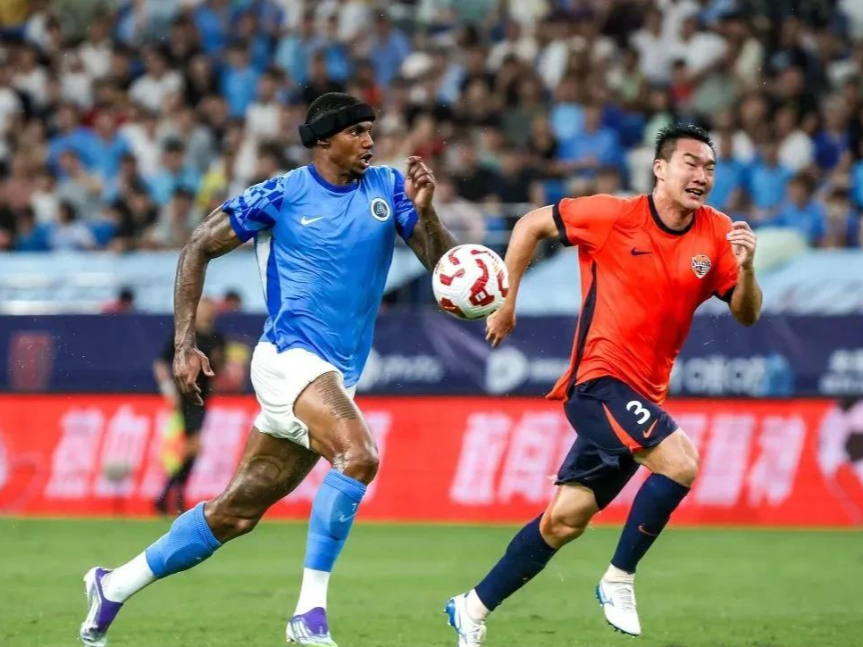 关于中超成都蓉城5-0深圳新鹏城韦世豪严鼎皓罗慕洛分别贡献传射的信息  第2张