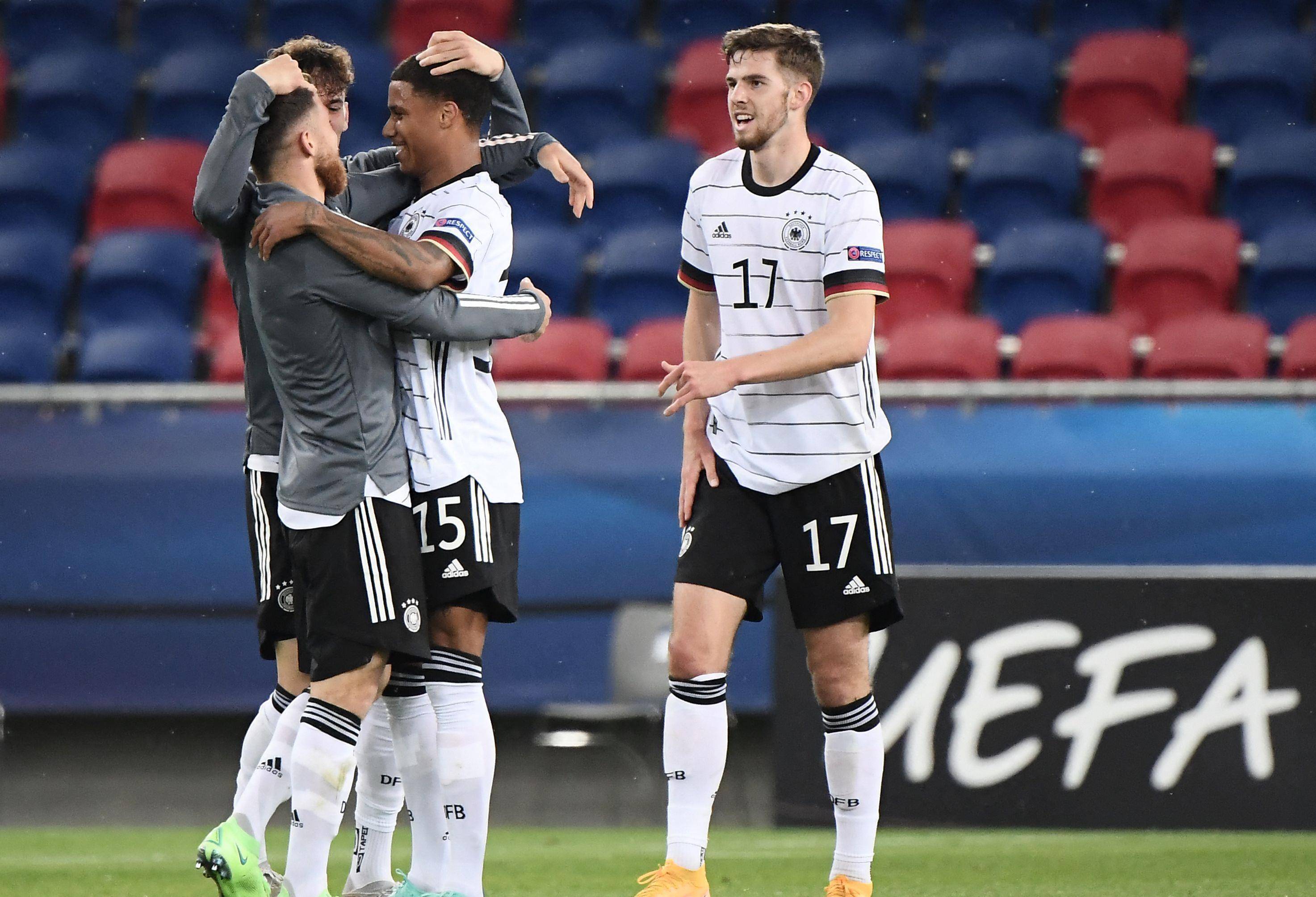 关于英格兰欧青赛小组出局三场比赛未尝胜绩的信息 第2张 关于英格兰欧青赛小组出局三场比赛未尝胜绩的信息 第2张