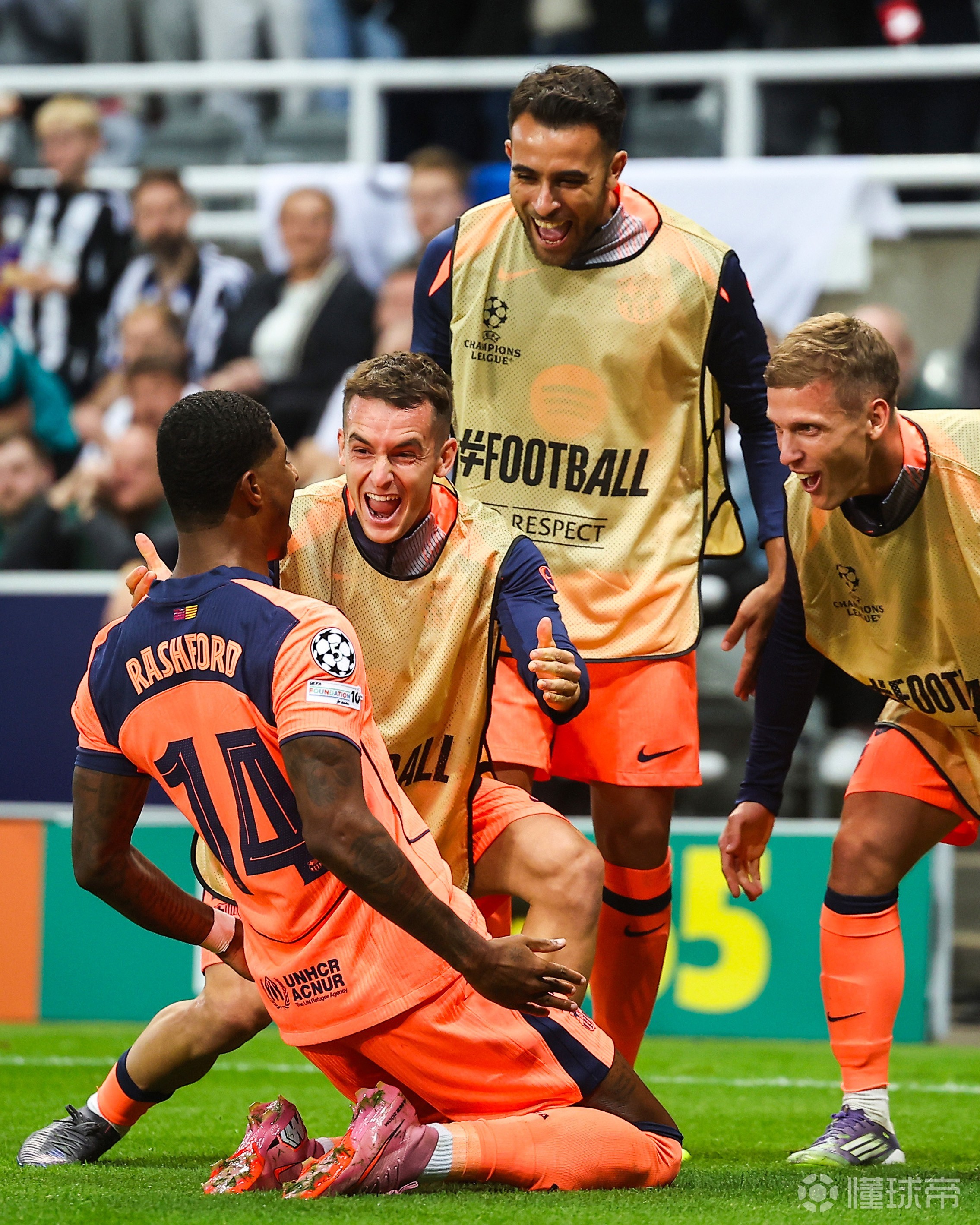 关于巴萨接近签尼科但迪亚斯和拉什福德都没有放弃的信息