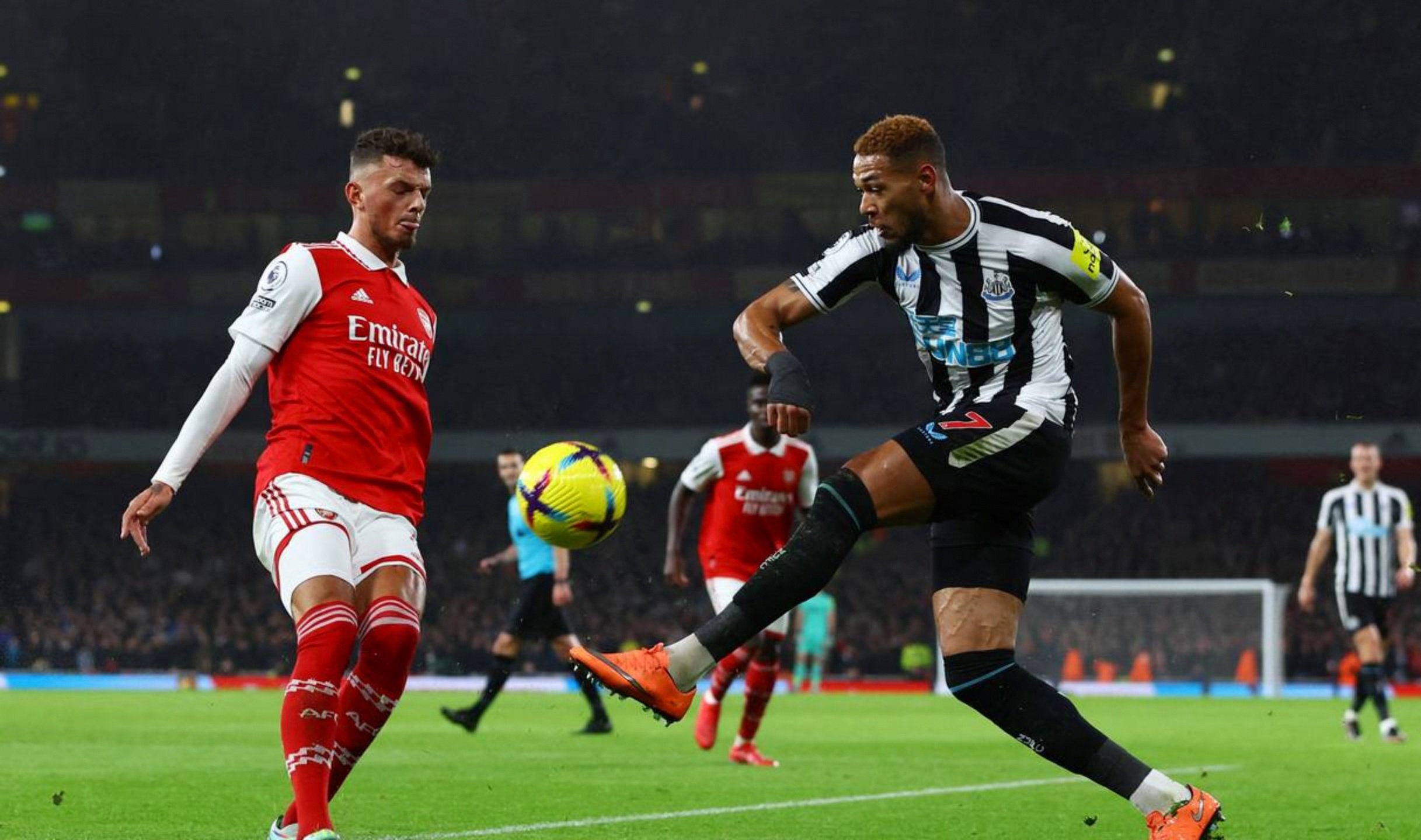 关于约克雷斯将加盟阿森纳苏亚雷斯被葡体看好的信息  第2张