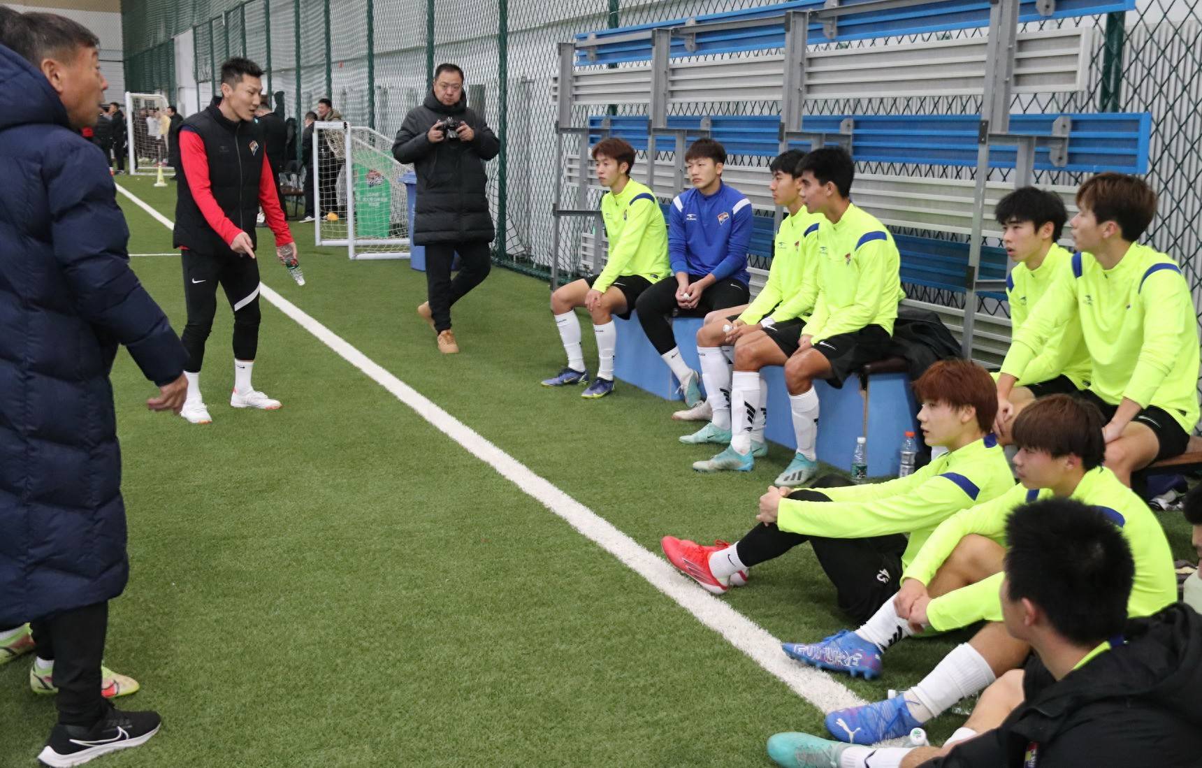 包含中超直播哪里可以免费观看?2025中超直播在线观看入口的词条 第2张 包含中超直播哪里可以免费观看?2025中超直播在线观看入口的词条 第2张