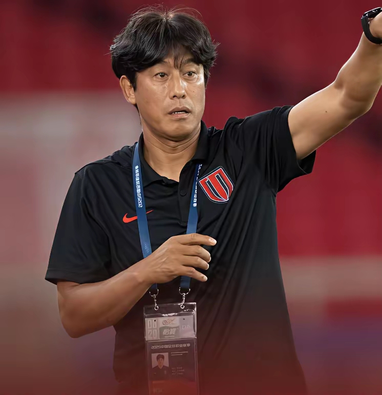 包含中超第21轮最佳球员候选名单韩子龙、吴亚轲在列的词条